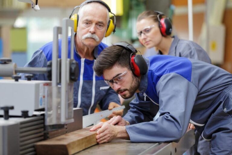 Coronavirus Government Tax Relief for Business with Apprentices & Trainees